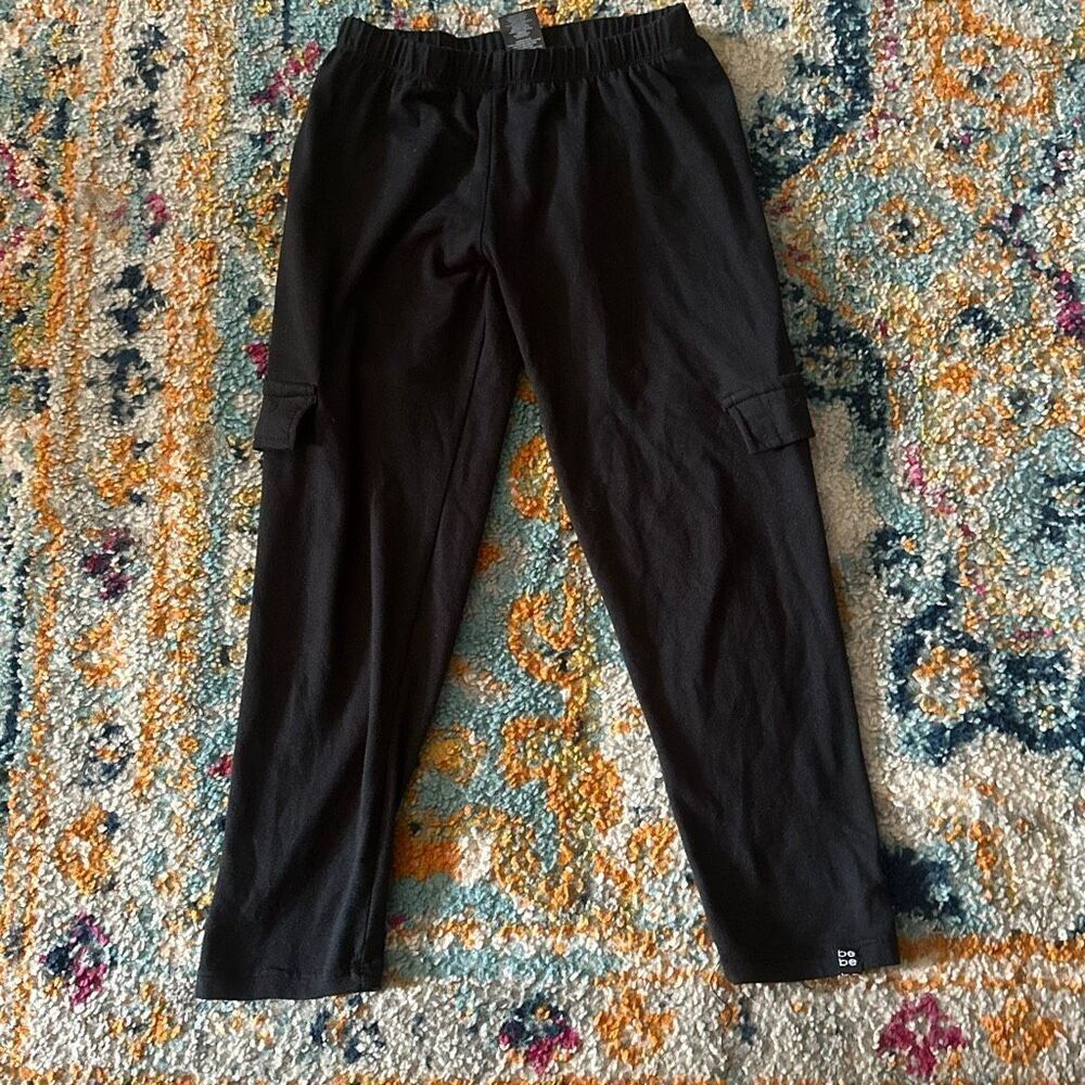 Bebe Girls Size small 7/8 black cargo leggings